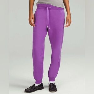 Lululemon Scuba High-Rise Jogger